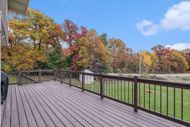 5970 Terrace Park Drive NE, Rockford, MI 49341