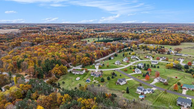 5970 Terrace Park Drive NE, Rockford, MI 49341