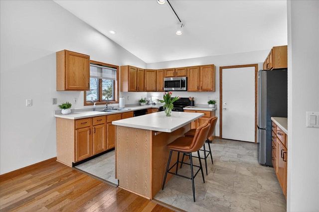 761B St John Street, Cottage Grove, WI 53527