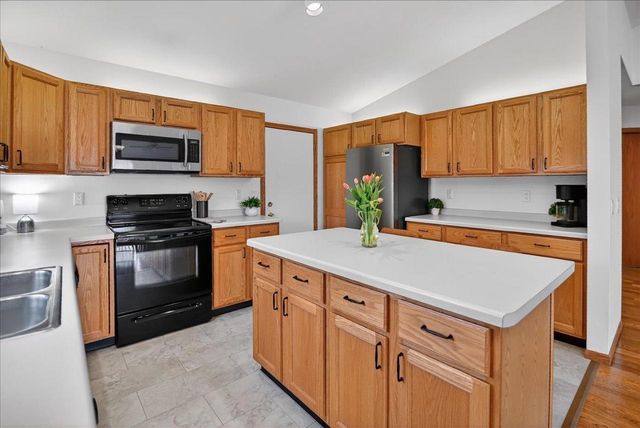 761B St John Street, Cottage Grove, WI 53527