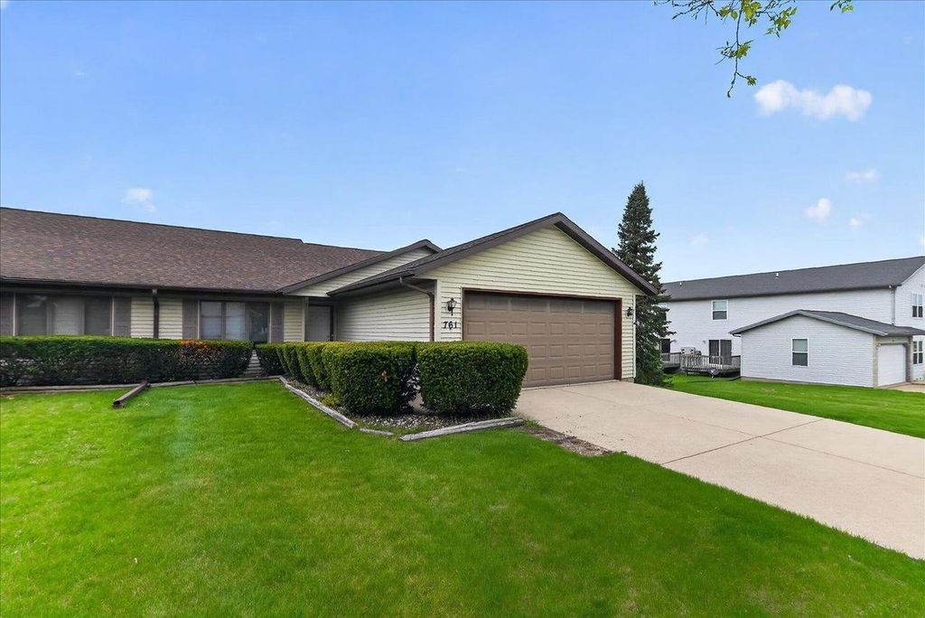 761B St John Street, Cottage Grove, WI 53527