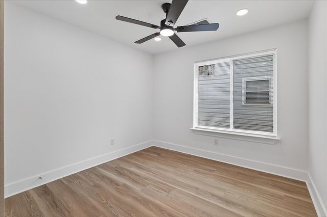 1227 Fernwood Avenue, Dallas, TX 75216