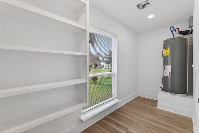 1227 Fernwood Avenue, Dallas, TX 75216