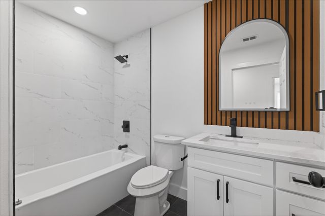 1227 Fernwood Avenue, Dallas, TX 75216