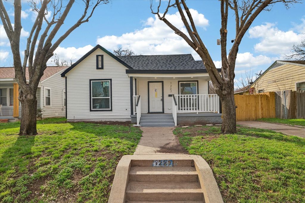 1227 Fernwood Avenue, Dallas, TX 75216