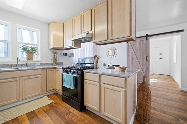 16930 Grindelwald Drive, Tehachapi, CA 93561