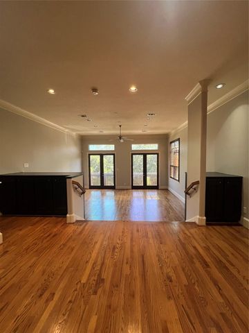 2330 Camden Drive, Houston, TX 77021