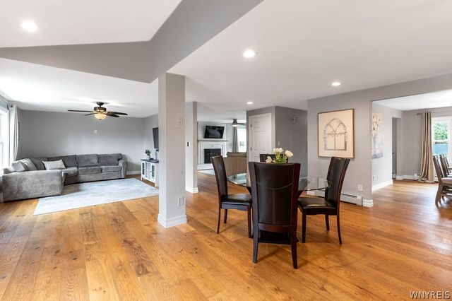 21 Sturbridge Lane, Grand Island, NY 14072