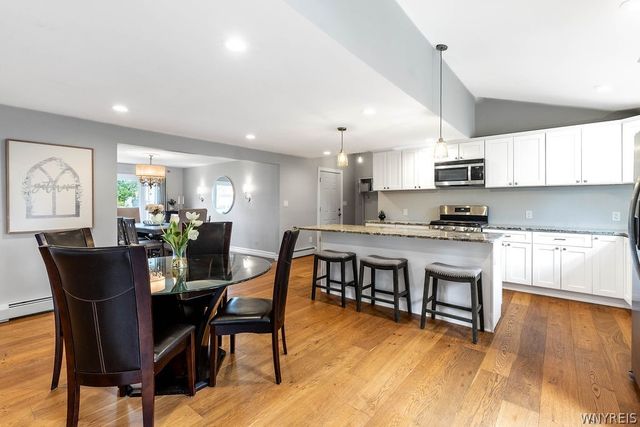 21 Sturbridge Lane, Grand Island, NY 14072