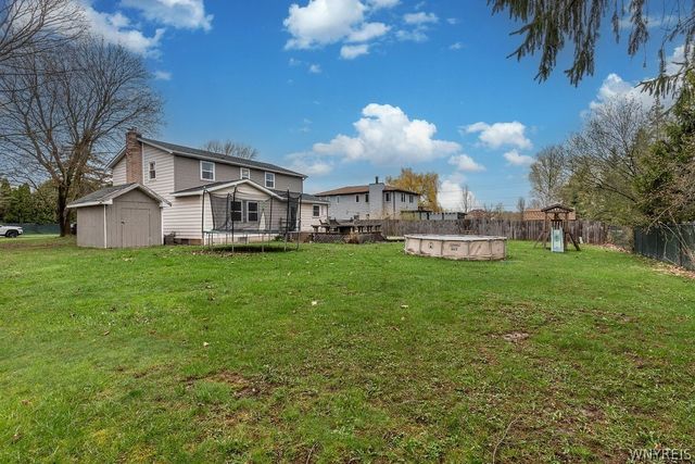 21 Sturbridge Lane, Grand Island, NY 14072