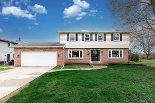 21 Sturbridge Lane, Grand Island, NY 14072