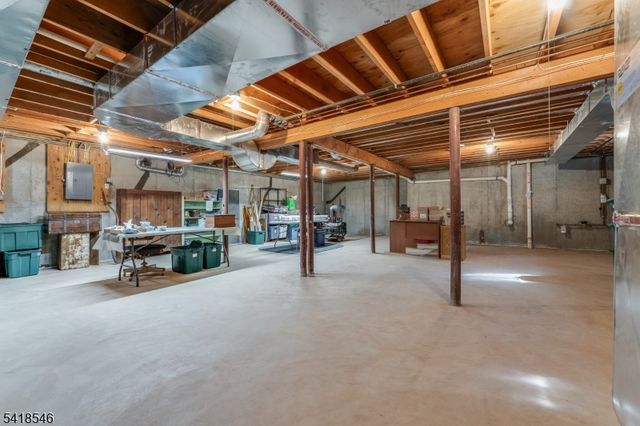 1 Joseph Dr, Raritan Twp., NJ 08822