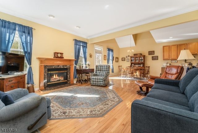 1 Joseph Dr, Raritan Twp., NJ 08822