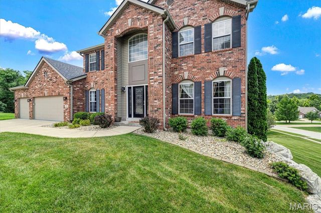 2 Doe Valley Court, O'fallon, MO 63366