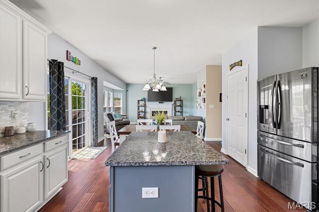 2 Doe Valley Court, O'fallon, MO 63366