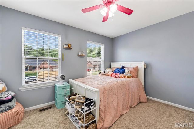 2 Doe Valley Court, O'fallon, MO 63366