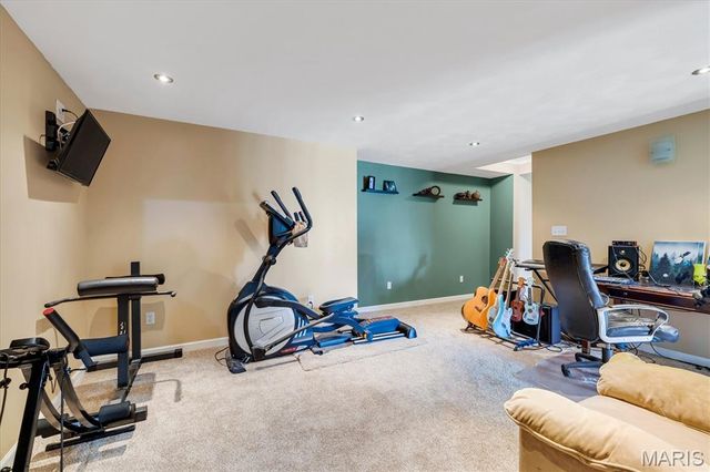 2 Doe Valley Court, O'fallon, MO 63366