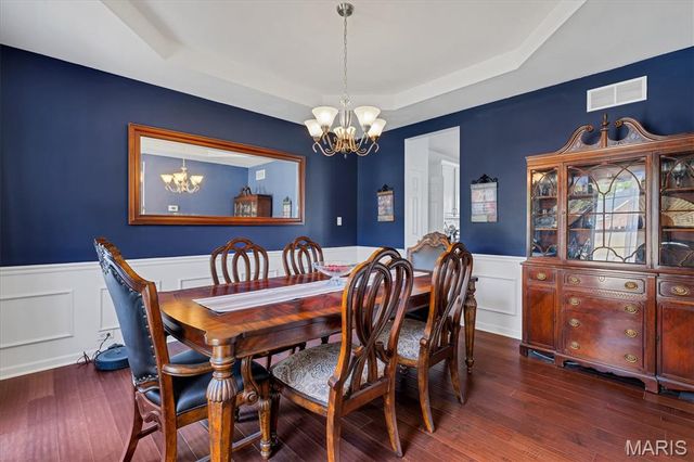 2 Doe Valley Court, O'fallon, MO 63366