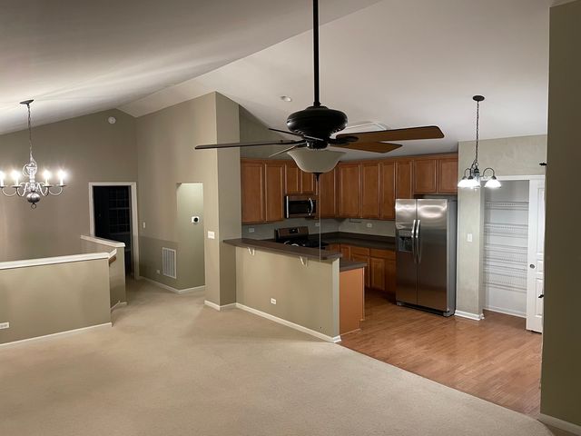 2440 Emily Lane, Elgin, IL 60124