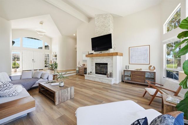 1355 Sonnys Way, Hollister, CA 95023