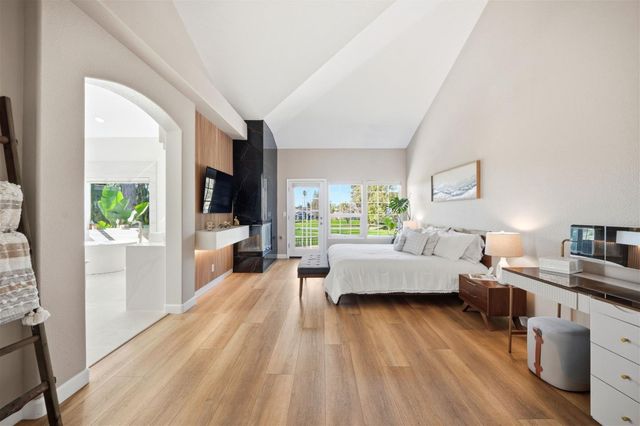 1355 Sonnys Way, Hollister, CA 95023