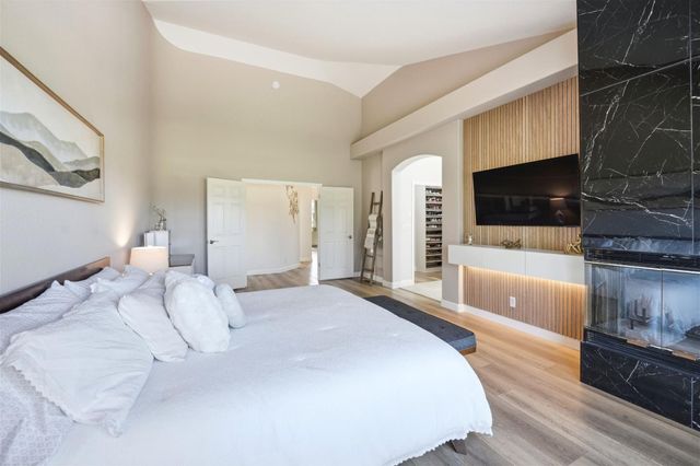 1355 Sonnys Way, Hollister, CA 95023