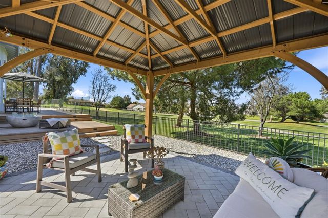 1355 Sonnys Way, Hollister, CA 95023