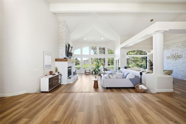 1355 Sonnys Way, Hollister, CA 95023