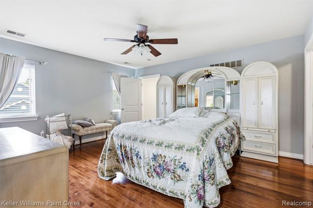 418 Oak Street, Rochester, MI 48307
