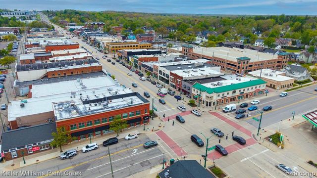 418 Oak Street, Rochester, MI 48307
