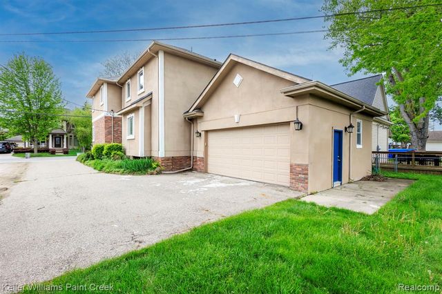 418 Oak Street, Rochester, MI 48307