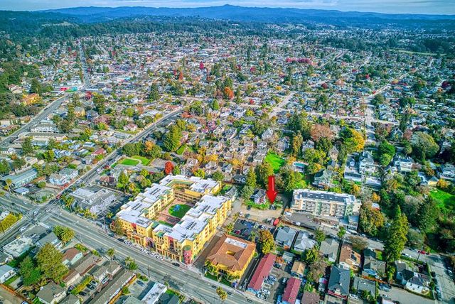 338 Ocean Street, Santa Cruz, CA 95060