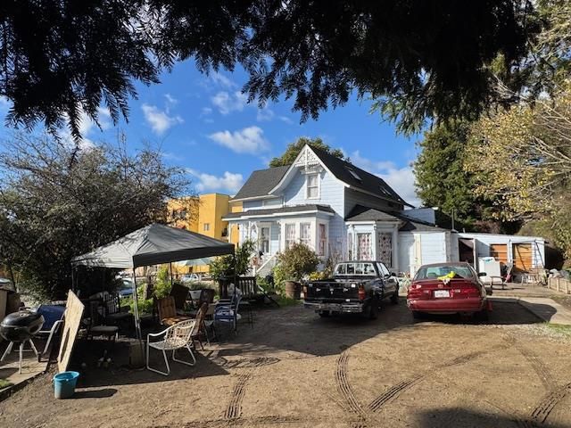 338 Ocean Street, Santa Cruz, CA 95060