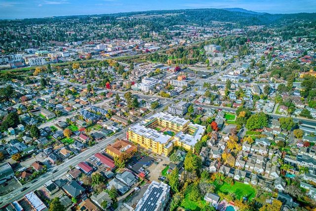 338 Ocean Street, Santa Cruz, CA 95060