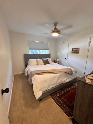 6908 Pondsdale LN, Austin, TX 78724