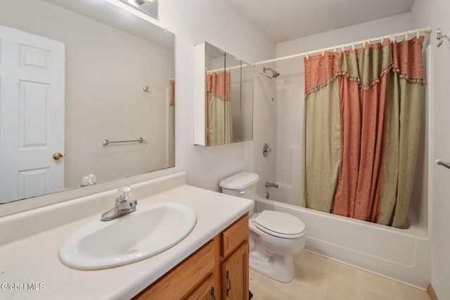 12 Pine Avenue, Johnstown, NY 12095