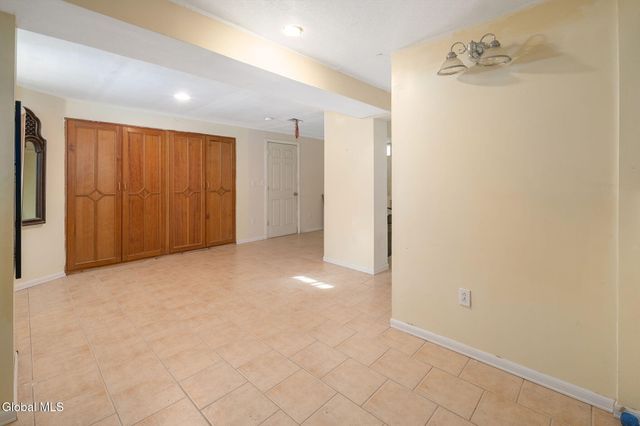 12 Pine Avenue, Johnstown, NY 12095