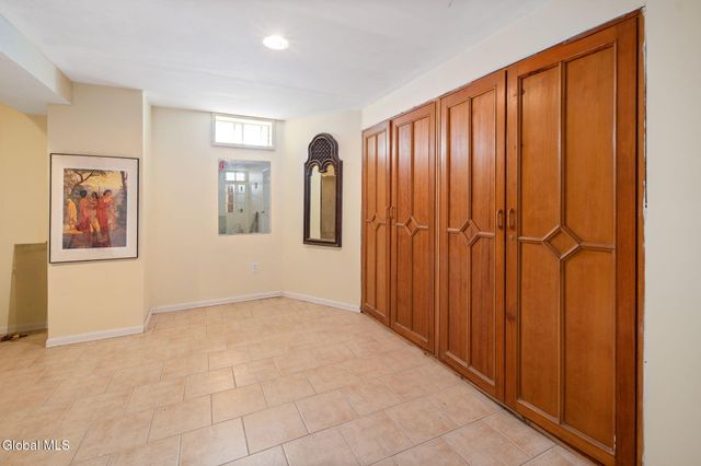 12 Pine Avenue, Johnstown, NY 12095