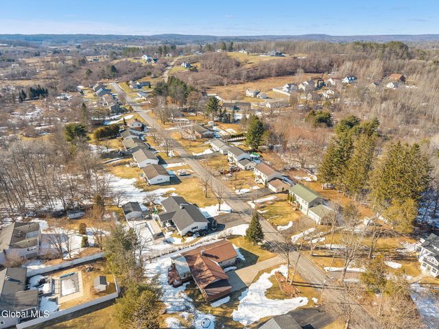 12 Pine Avenue, Johnstown, NY 12095