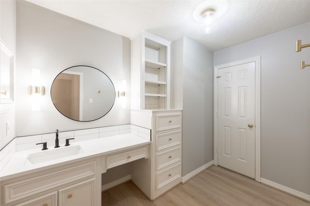 81 The Oval Street, Sugar Land, TX 77479