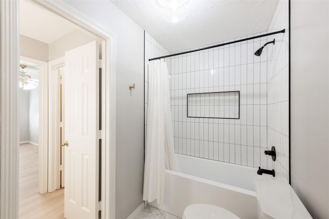 81 The Oval Street, Sugar Land, TX 77479