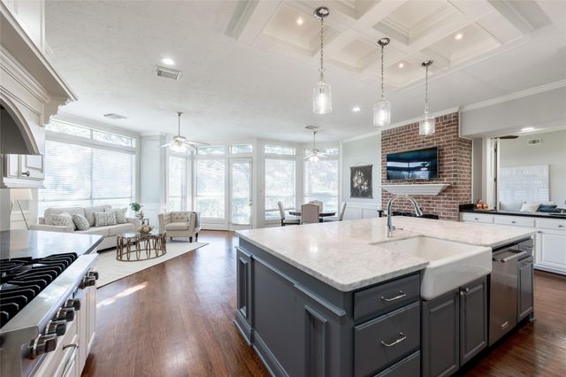 81 The Oval Street, Sugar Land, TX 77479