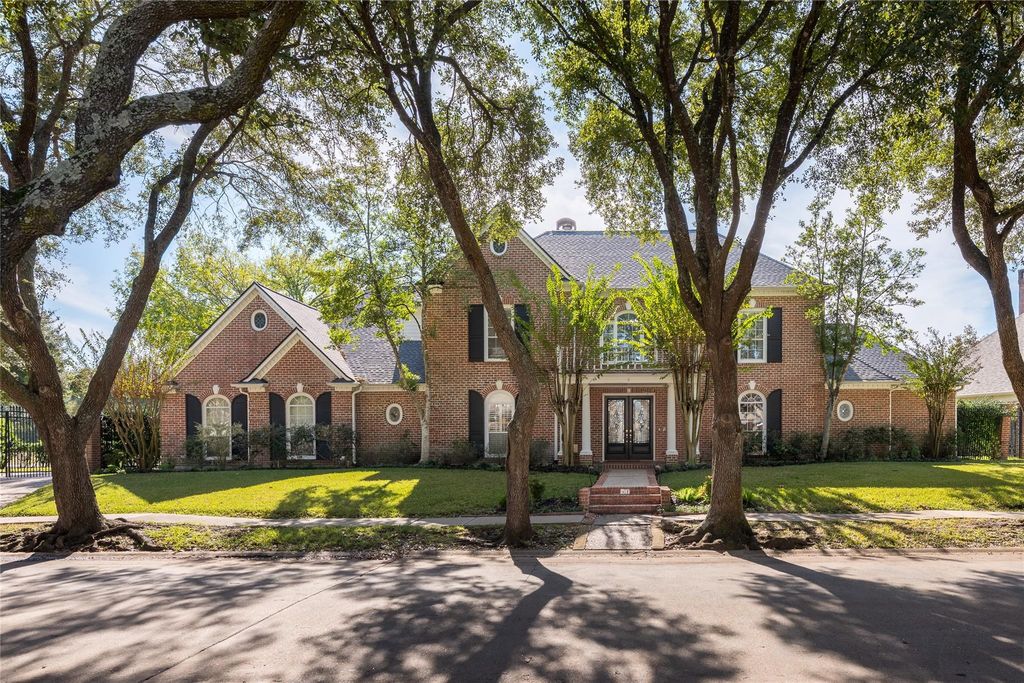 81 The Oval Street, Sugar Land, TX 77479