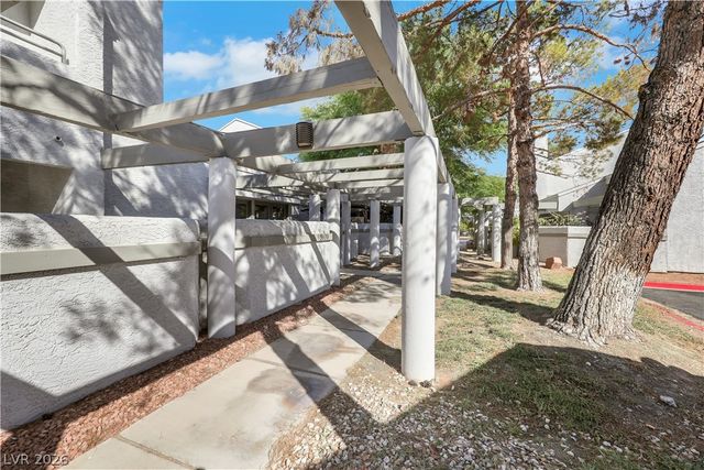 5635 Vineyard Lane 5635, Las Vegas, NV 89110