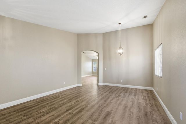 2089 Patriotic Dr, Atwater, CA 95301