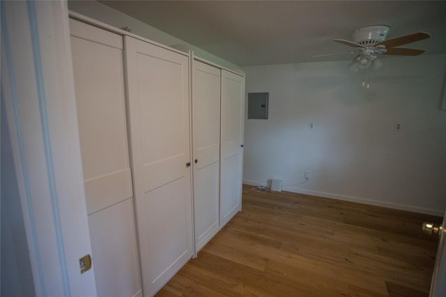 202 W Crestland DR, Austin, TX 78752