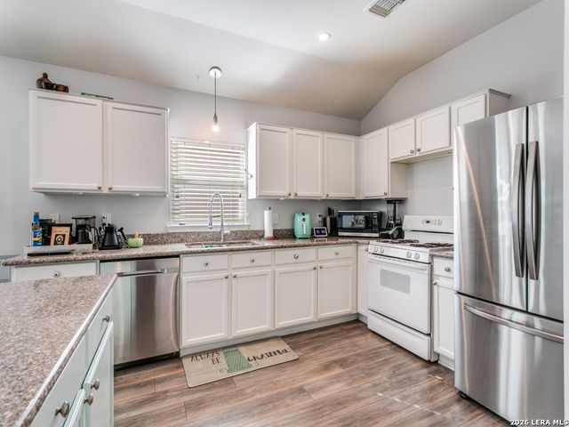 6602 Ivywood Dr, San Antonio, TX 78249