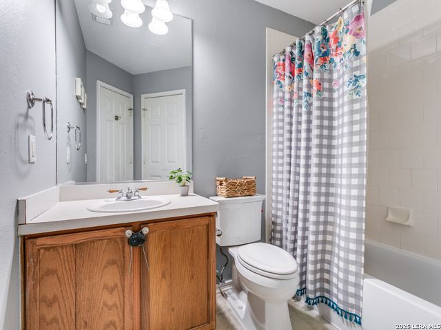 6602 Ivywood Dr, San Antonio, TX 78249