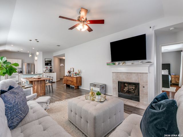 6602 Ivywood Dr, San Antonio, TX 78249