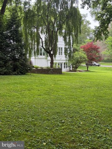 3809 KENILWORTH DRWY, Chevy Chase, MD 20815